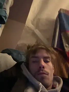 KidoXVII online show from November 26, 2025, 4:41 pm