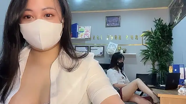 Snapshot of Bamboo_Swetie chatting on December 3, 2024, 5:20 am Bamboo Swetie online show from December 3, 2024, 5:20 am