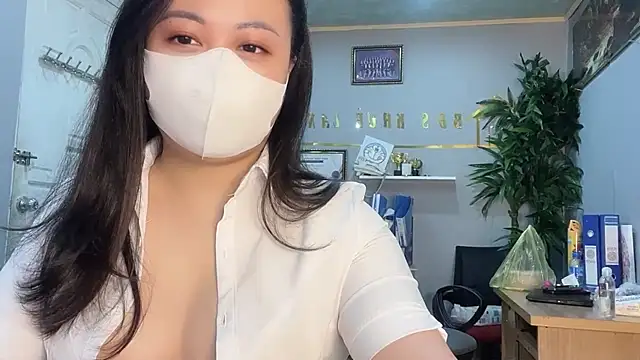 Snapshot of Bamboo_Swetie chatting on December 4, 2024, 2:04 pm Bamboo Swetie online show from December 4, 2024, 2:04 pm