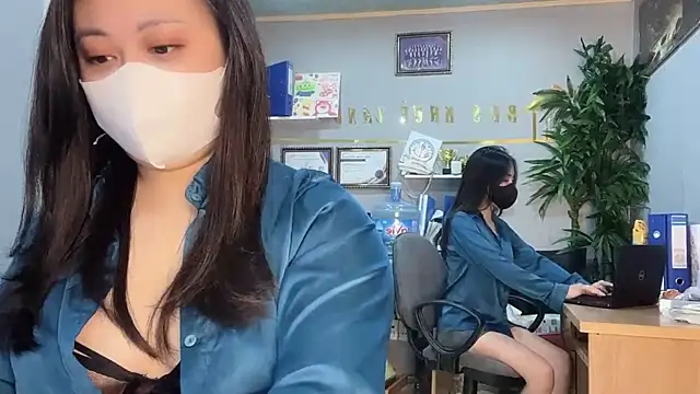 Snapshot of Bamboo_Swetie chatting on December 8, 2024, 2:30 pm Bamboo Swetie online show from December 8, 2024, 2:30 pm