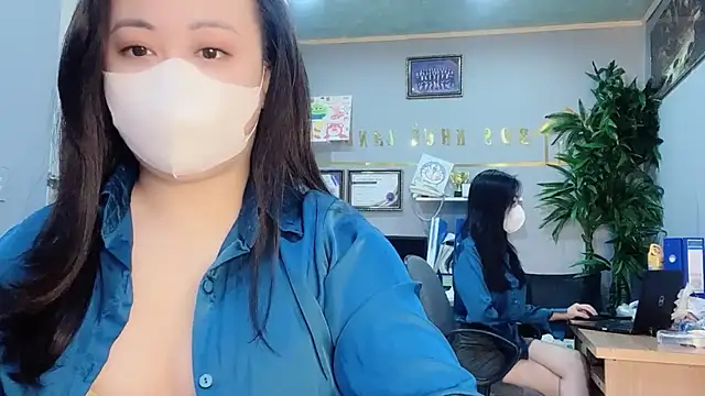 Snapshot of Bamboo_Swetie chatting on December 20, 2024, 2:27 pm Bamboo Swetie online show from December 20, 2024, 2:27 pm