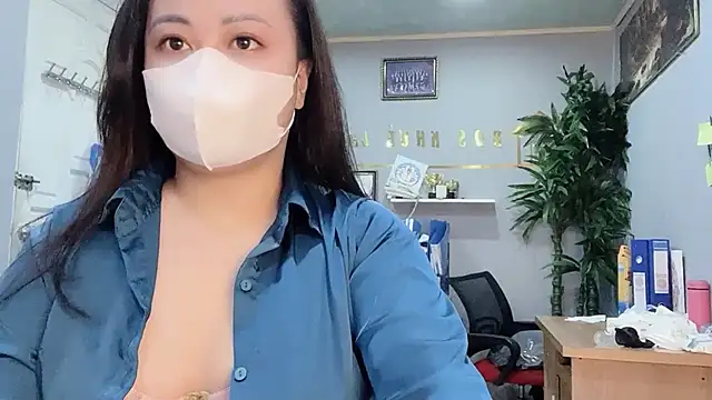 Snapshot of Bamboo_Swetie chatting on January 14, 2025, 5:40 am Bamboo Swetie online show from January 14, 2025, 5:40 am