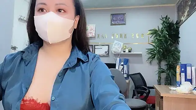 Snapshot of Bamboo_Swetie chatting on January 21, 2025, 5:38 am Bamboo Swetie online show from January 21, 2025, 5:38 am