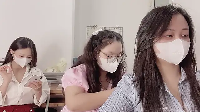 Snapshot of Bamboo_Swetie chatting on October 22, 2025, 3:12 pm Bamboo Swetie online show from October 22, 2025, 3:12 pm