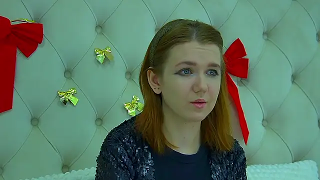 Snapshot of LessySmith chatting on January 4, 2025, 4:22 pm LessySmith online show from January 4, 2025, 4:22 pm