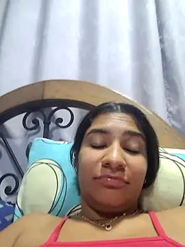 Snapshot of Sofythom1 chatting on July 10, 2026, 6:17 am Sofythom1 online show from July 10, 2026, 6:17 am