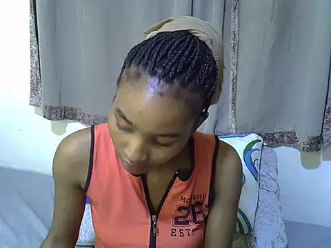 cute-alexis online show from March 5, 2025, 6:45 pm