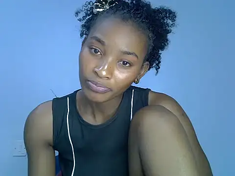 cute-alexis online show from September 14, 2025, 7:35 pm