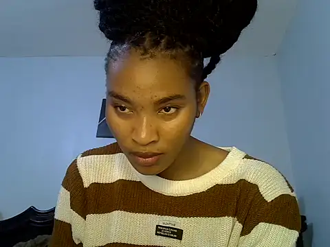 Snapshot of cute-alexis chatting on June 21, 2026, 8:17 am cute-alexis online show from June 21, 2026, 8:17 am