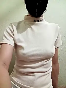 YunLem online show from February 18, 2025, 1:32 am