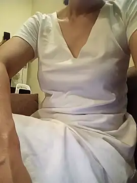 YunLem online show from July 25, 2026, 2:14 pm