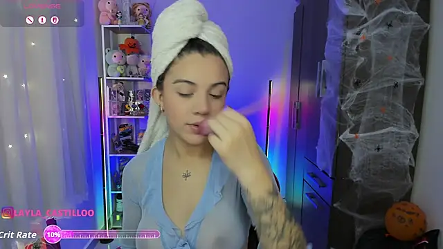 Snapshot of Layla_castilloo chatting on November 4, 2025, 3:33 pm Layla castilloo online show from November 4, 2025, 3:33 pm