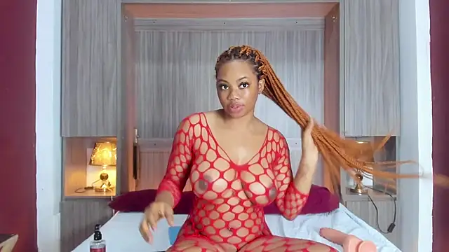 KendallRosse1 online show from December 18, 2024, 3:33 pm