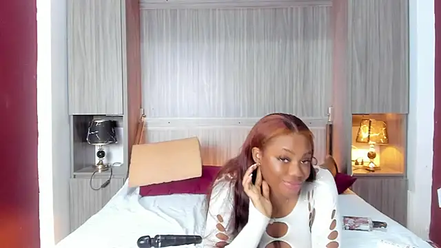 KendallRosse1 online show from January 14, 2025, 6:07 pm