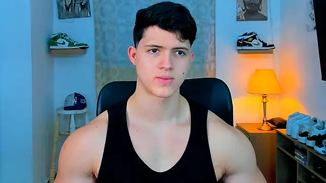 Hazzan Velez online show from December 14, 2024, 8:18 pm