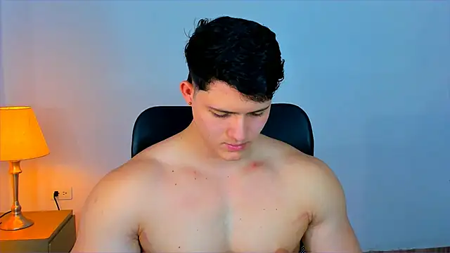 Hazzan Velez online show from March 13, 2025, 2:05 am