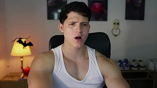 Hazzan Velez online show from October 17, 2025, 11:07 pm