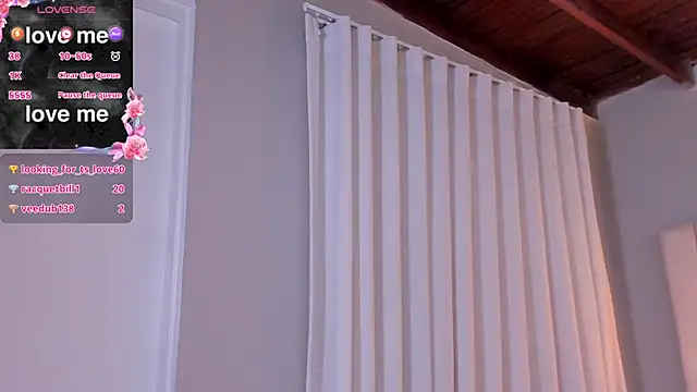 Paulina Monroy online show from December 13, 2024, 2:54 am