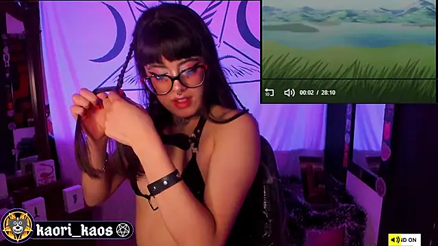 kaos room online show from December 9, 2024, 11:45 pm