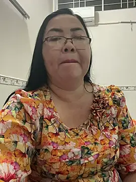 NDith online show from October 25, 2025, 12:13 pm