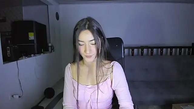 Amelie  88 online show from December 7, 2024, 10:28 pm