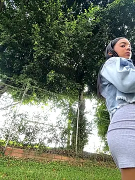 NAUGHTY LITTLE 18 online show from January 7, 2026, 9:06 pm