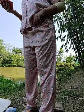 lyna bl online show from February 22, 2026, 7:08 am