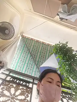 lyna bl online show from June 27, 2026, 1:21 am