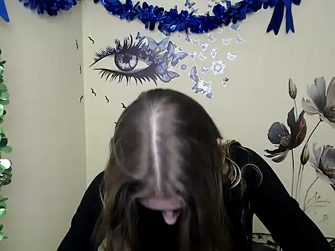 StrangerGi online show from February 19, 2025, 1:06 pm