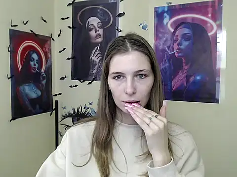 StrangerGi online show from October 30, 2025, 7:10 am