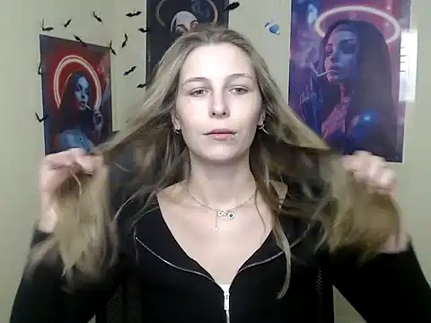 StrangerGi online show from May 29, 2026, 12:03 pm