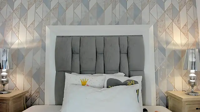 anais cooper online show from October 5, 2025, 11:41 am