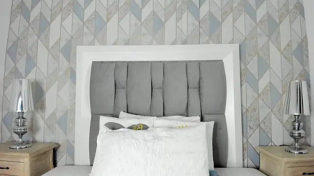 anais cooper online show from October 15, 2025, 11:32 am