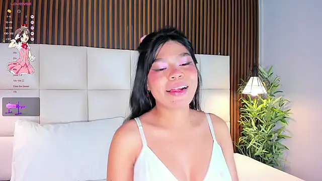 CailynBrowm online show from October 7, 2025, 4:42 am