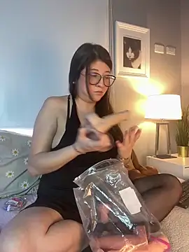 hannaasweet online show from February 11, 2025, 4:46 pm