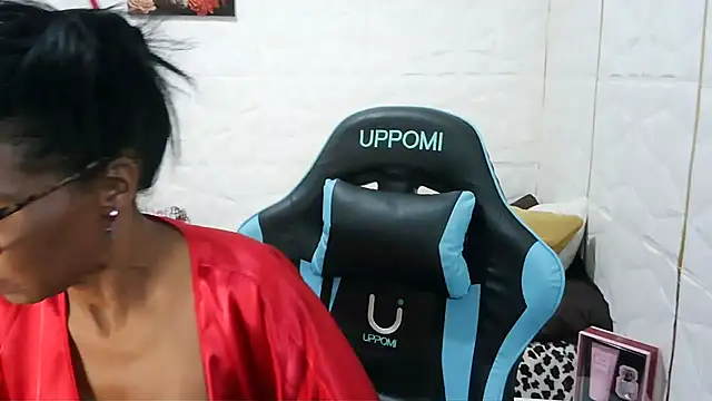 Snapshot of Mendoza_Amaranata chatting on December 24, 2024, 5:05 am Mendoza Amaranata online show from December 24, 2024, 5:05 am