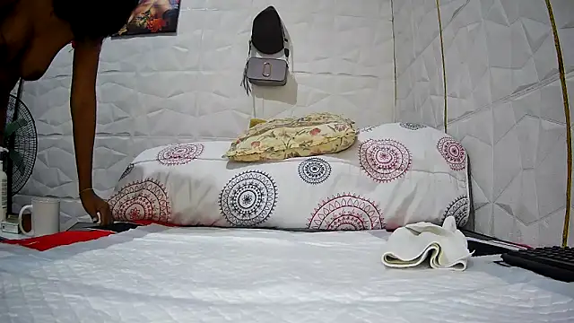 Snapshot of Mendoza_Amaranata chatting on October 2, 2025, 4:19 am Mendoza Amaranata online show from October 2, 2025, 4:19 am