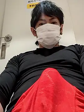 RYOTA8888888888 online show from April 19, 2026, 5:12 pm