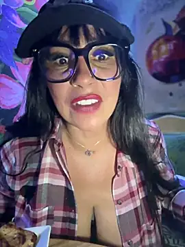 Saorii kiido online show from December 22, 2024, 3:11 am