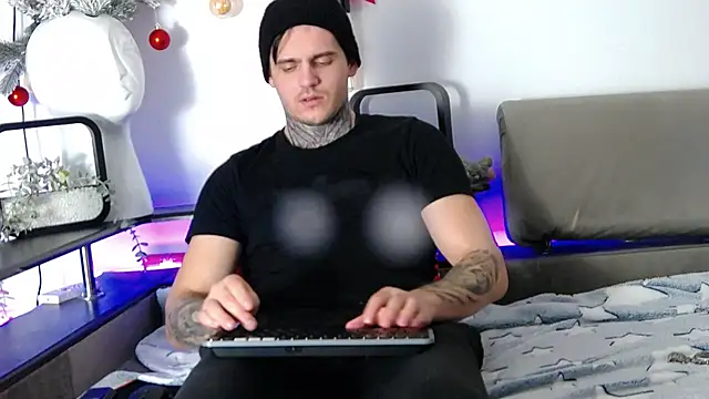 Snapshot of CarterCole chatting on December 30, 2024, 4:29 pm CarterCole online show from December 30, 2024, 4:29 pm