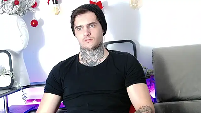 Snapshot of CarterCole chatting on January 4, 2025, 7:03 am CarterCole online show from January 4, 2025, 7:03 am