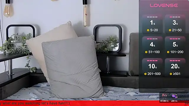 Snapshot of CarterCole chatting on February 21, 2025, 2:27 pm CarterCole online show from February 21, 2025, 2:27 pm