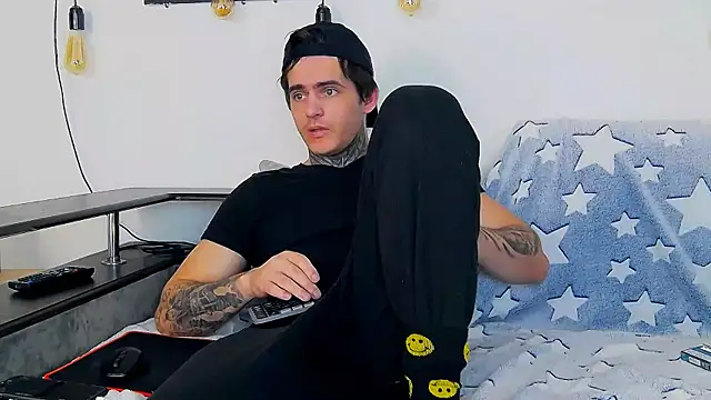 Snapshot of CarterCole chatting on January 13, 2026, 2:00 pm CarterCole online show from January 13, 2026, 2:00 pm