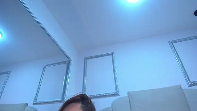 Grettel-ramirez online show from October 15, 2025, 6:52 pm