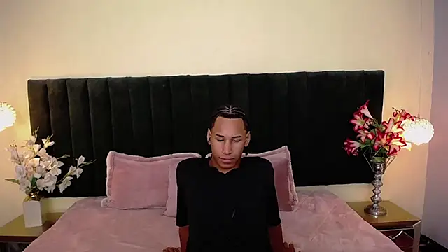 Snapshot of soft_attraction chatting on October 17, 2025, 7:49 pm soft attraction online show from October 17, 2025, 7:49 pm