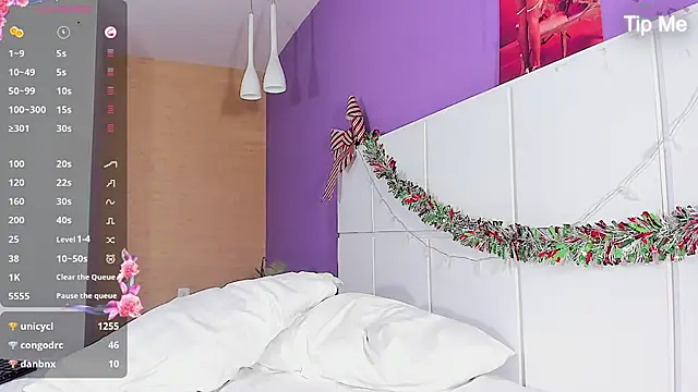 SunnyPage online show from February 3, 2025, 3:06 pm