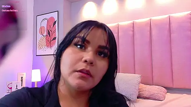 Snapshot of KeilyRoss chatting on November 1, 2025, 8:00 pm KeilyRoss online show from November 1, 2025, 8:00 pm