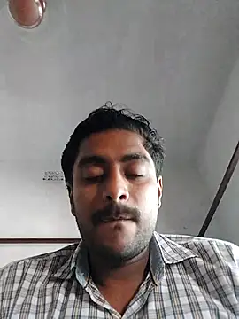 Snapshot of lm12334 chatting on October 23, 2025, 8:13 am lm12334 online show from October 23, 2025, 8:13 am