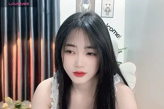  Aimy  online show from January 2, 2025, 4:09 am