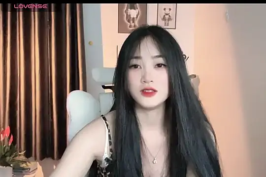 Aimy  online show from February 11, 2025, 6:55 pm